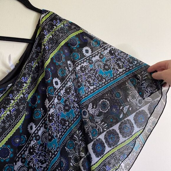 Studio Y - One Shoulder Blouse - Medium - Picture 2 of 5